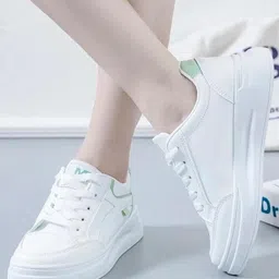 bauchhaar Sneakers For Women image 4