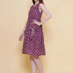 Modish Couture V-neck Sleeveless Ethnic Print Knee Length A-line Dress-picture-13