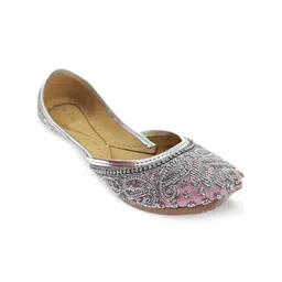 Fulkari Women Embellished Ethnic Mojaris Flats-image-74