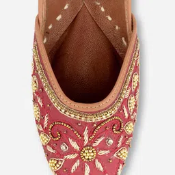 DESI COLOUR Women Maroon Embellished Leather Ethnic Mojaris Flats image 2