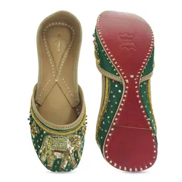 Fulkari Embroidered Leather Mojaris image 4