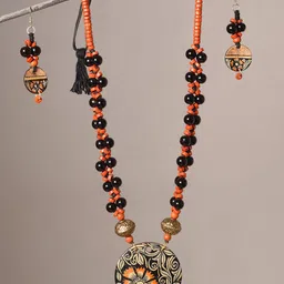 AAKRITI ART CREATIONS Floral Beaded Jewellery Set image 1