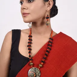 AAKRITI ART CREATIONS Floral Beaded Jewellery Set image 5