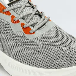 max Men Textured Lace-Up Running Shoes image 4