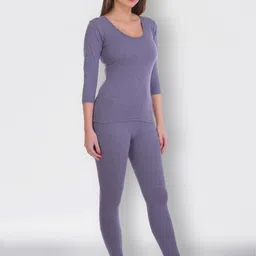 SELFCARE Round Neck Thermal Set image 3