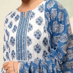 Vishudh Women Floral Printed Regular Pure Cotton Kurta with Trousers & With Dupatta image 2