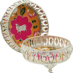 Silver Round Decorative Basket with Cow and Lotus Artwork Iron Flower Basket-image-50