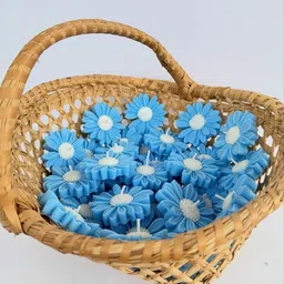 saanjh blue-daisy-candle Candle-picture-11