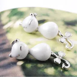 Silver Shoppee 'CAT' Crystal Sterling Silver Stud Earrings for Girls and Women Crystal Sterling Silver Stud Earring image 5