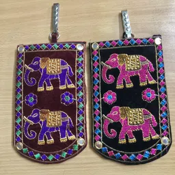 annaarzi Girls Maroon Mobile Pouch-picture-11