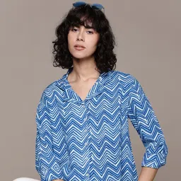 roadster Women Regular Fit Printed Casual Shirt image 1