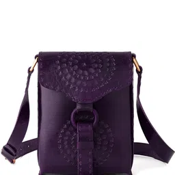 Goatter Textured Leather Structured Sling Bag-image-8