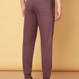 Wrangler Men High-Rise Joggers image 3
