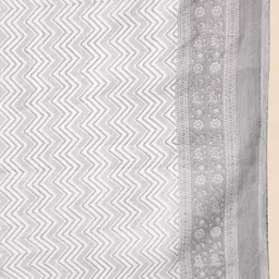 Vbuyz Plus Size Floral Printed Round Neck Straight Gotta Patti Kurta Set & Dupatta image 3