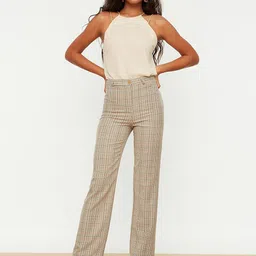 Trendyol Women Checked Regular Fit Parallel Trouser-image-9