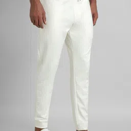 SIMON CARTER LONDON Men Smart Slim Fit Mid-Rise Cotton Jogger Trousers image 5