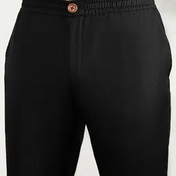 KISAH Checked Mandarin Collar Regular Kurta with Trousers image 3