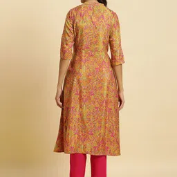 W Floral Printed Mandarin Collar Shantung Kurta With Trousers image 4