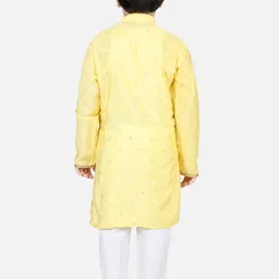 here&now x kinder kids Kinder Kids Self Design Jaquard Straight Kurta with Pyjama image 5