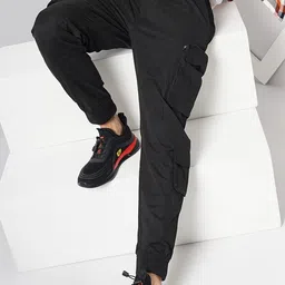 Celio Men Regular Fit Mid Rise Cargos image 5