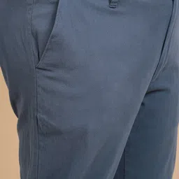 HIGHLANDER Men Plus Size Mid-Rise Chinos image 5