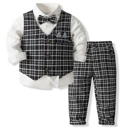StyleCast x Revolte Boys Checked Pure Cotton Single-Breasted Three Piece Suit-picture-25