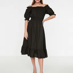 Trendyol Black Off-Shoulder Midi Dress-picture-38