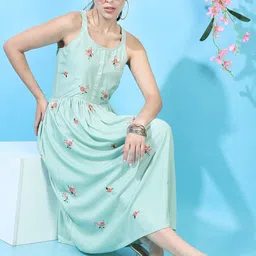 Vishudh Green Floral Midi Dress image 3