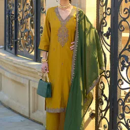 Indo Era Ethnic Motifs Embroidered Regular Thread Work Straight Kurta Set image 1