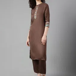 Khushal K Floral Yoke Design Regular Thread Work Kurta with Palazzos & With Dupatta image 5