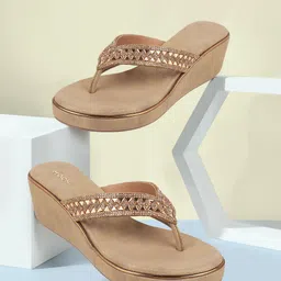 mochi Women Wedges Sandal-picture-37