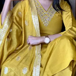 maa shakti enterprise Self Design Kurta, Trouser/Pant & Dupatta Set Self Design Kurta, Trouser/Pant & Dupatta Set image 3