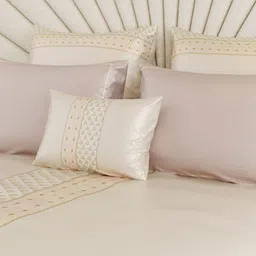 Stoa Paris Ivory Queen's Blush Super King Crown of Versailles Bedsheet Set image 5