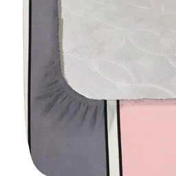 Aura Pink & Grey Geometric 144 TC Fitted Queen Bedsheet with 2 Pillow Covers image 3