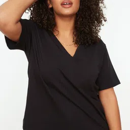 Trendyol Plus Size Drop-Shoulder Sleeves Pure Cotton T-shirt-picture-14
