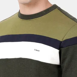 t-base Men Green Sweatshirt image 2