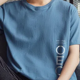 StyleCast x Revolte Men Printed Raw Edge T-shirt image 4