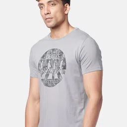 SF JEANS by Pantaloons The Beatles Printed Slim Fit Cotton T-shirt image 3