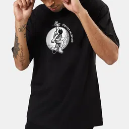 Mad Over Print Printed Oversized Cotton T-shirt image 5