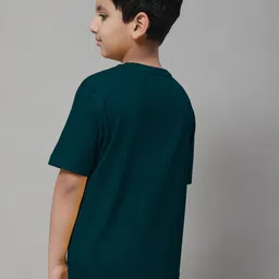 Friskers Boys Printed Short Sleeves Round Neck Regular Fit Cotton T-shirt image 4
