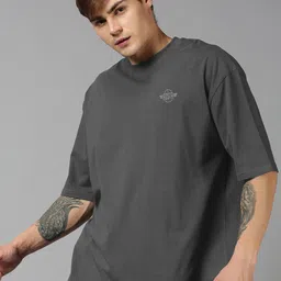 Roadster Grey Graphic Printed Pure Cotton Oversized T-shirt image 5