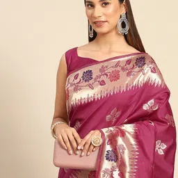 anouk rustic Anouk Magenta & Gold-Toned Floral Silk Blend Banarasi Saree-picture-32