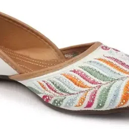 RFC LR JUTTI WHITE 04 Bellies For Women image 3
