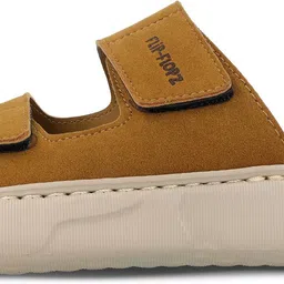 walkaroo Men Casual Sandal image 3