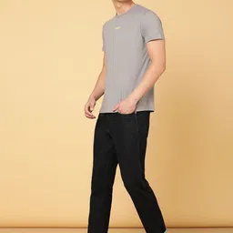 wrangler Men Regular Mid Rise Black Jeans image 5