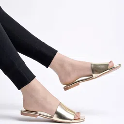 shoetopia Women Flats Sandal image 2