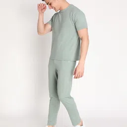 chkokko Men Top & Pyjama Set Light Green Solid image 3
