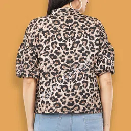 glitter fashion Women Boxy Fit Printed Lapel Collar Casual Shirt image 2