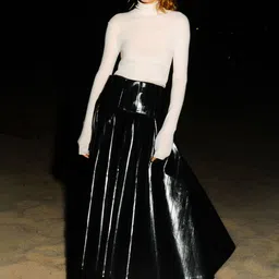 H&M Flared Coated Skirt-picture-29