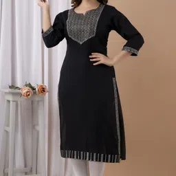 his&her Women Embroidered Viscose Rayon Straight Kurta image 3